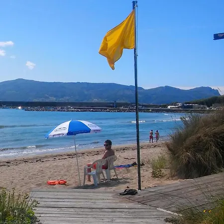 De Pascualin Con Jardin Privado En Ortigueira * Corunha