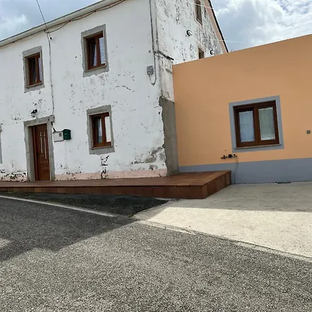 De Pascualin Con Jardin Privado En Ortigueira דירה *