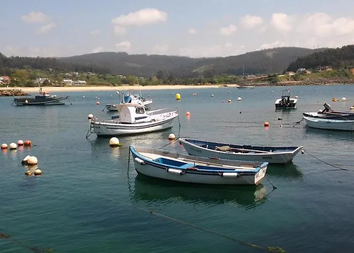 De Pascualin Con Jardin Privado En Ortigueira