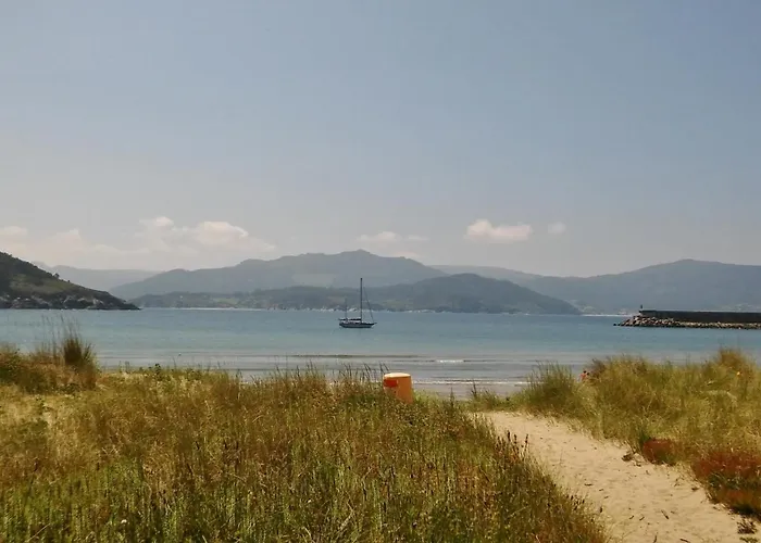 De Pascualin Con Jardin Privado En Ortigueira