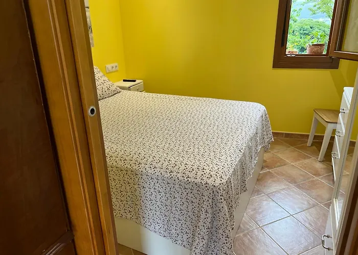 Apartmán De Pascualin Con Jardin Privado En Ortigueira A Coruña