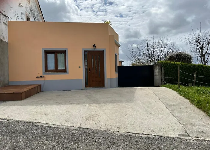 De Pascualin Con Jardin Privado En Ortigueira *